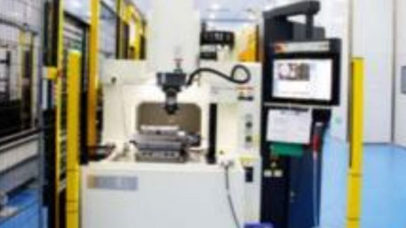 Makino precision spark machine